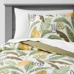 Botanical Print Kids' Duvet Cover Green - Pillowfort™ -Pillowfort Shop GUEST dbc32c93 80be 480d 9ee9 3c7d63afb673